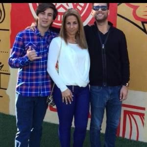 Meet your Posher, Simone